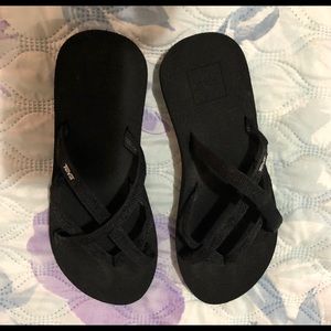 Teva Olowahu Sandals